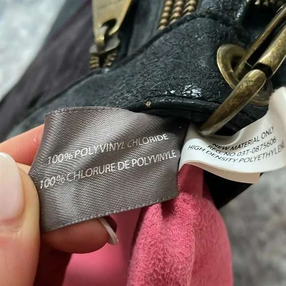 Vintage Matt & Nat Crossbody Purse - Picture 15 of 16